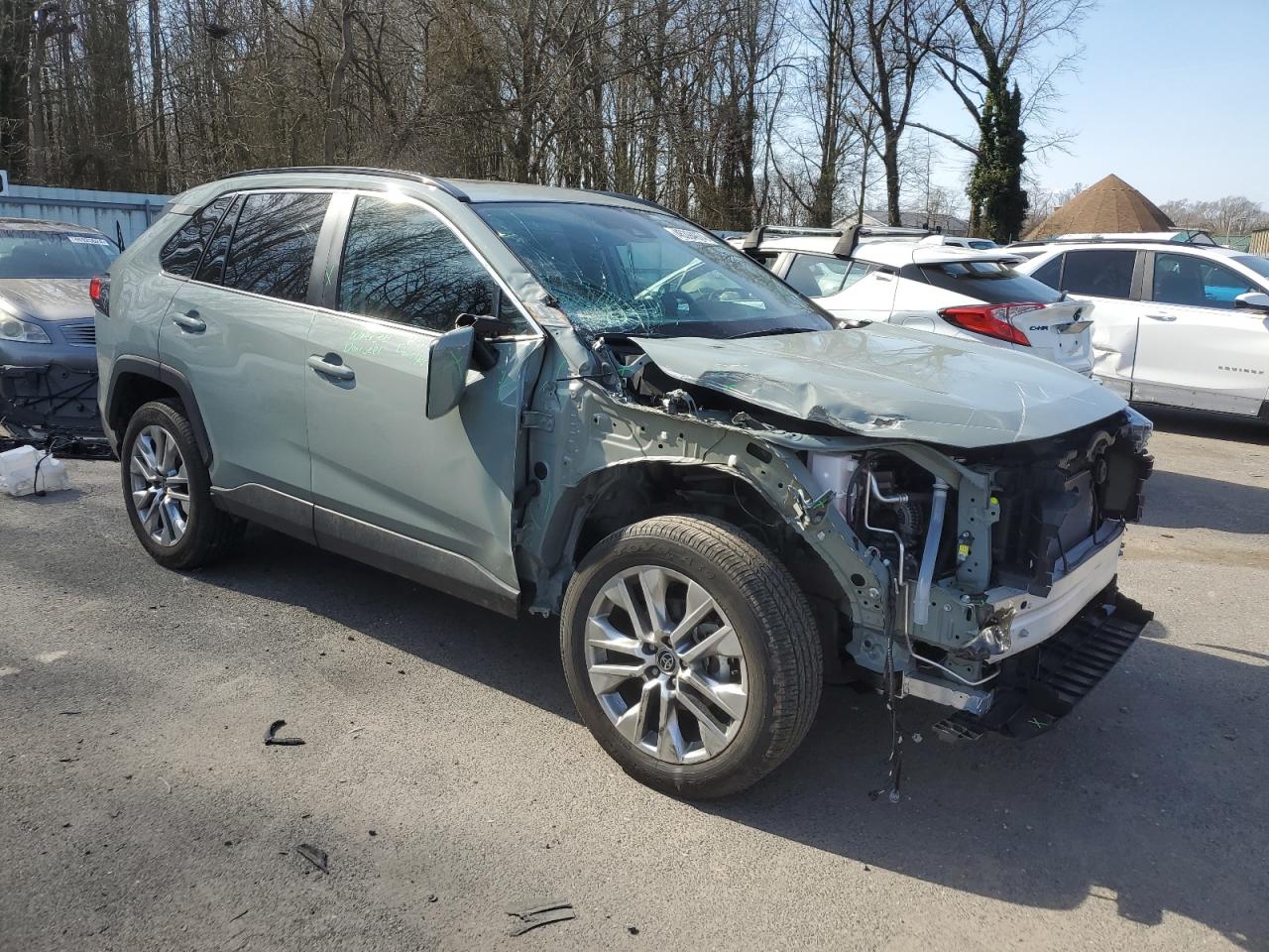 2022 TOYOTA RAV4 XLE PREMIUM VIN:2T3A1RFV7NW326695