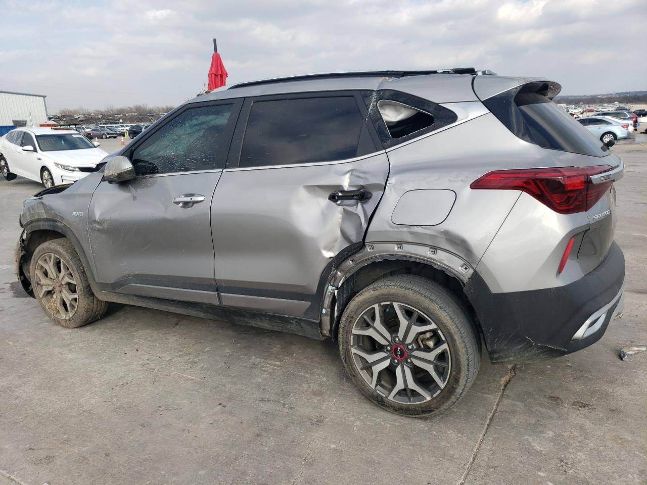 2022 KIA SELTOS SX VIN:KNDETCA27N7330974