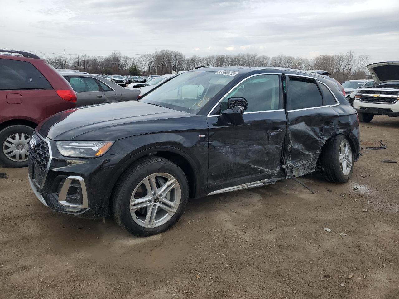 2024 AUDI Q5 E PREMIUM PLUS 55 VIN:WA1E2AFY3R2129672