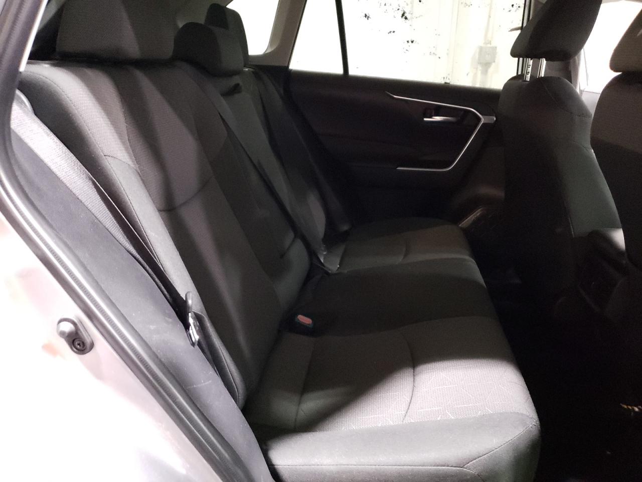 2024 TOYOTA RAV4 XLE VIN:2T3P1RFV5RC447338