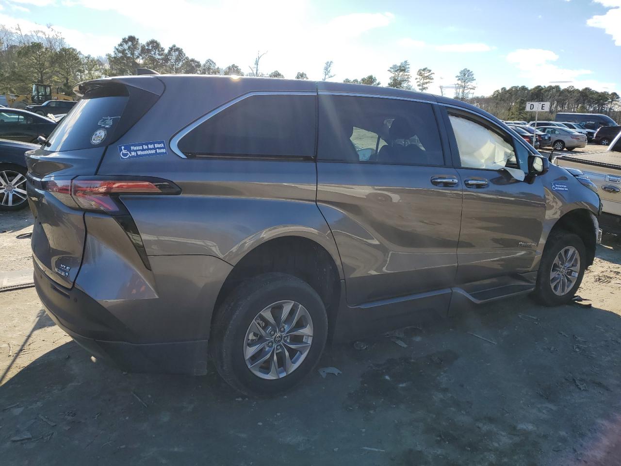 2022 TOYOTA SIENNA XLE VIN:3N1CP5BVXLL534924