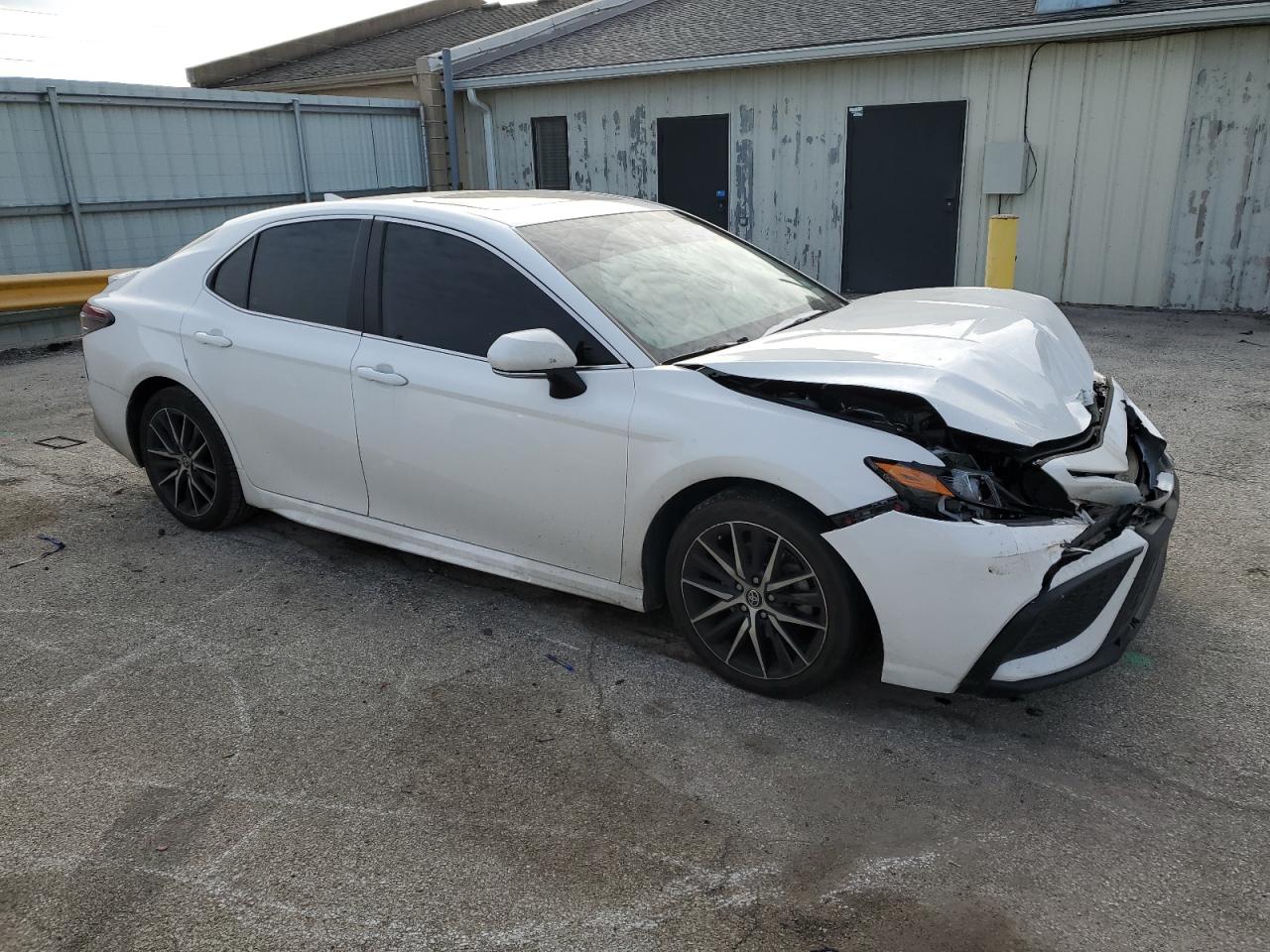 2022 TOYOTA CAMRY SE VIN:4T1T11BK7NU072713