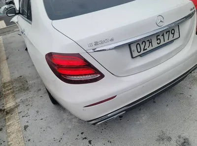 2019 Mercedes-Benz E 220 WDDZF0FB7KA556775 VIN:WDDZF0FB7KA556775