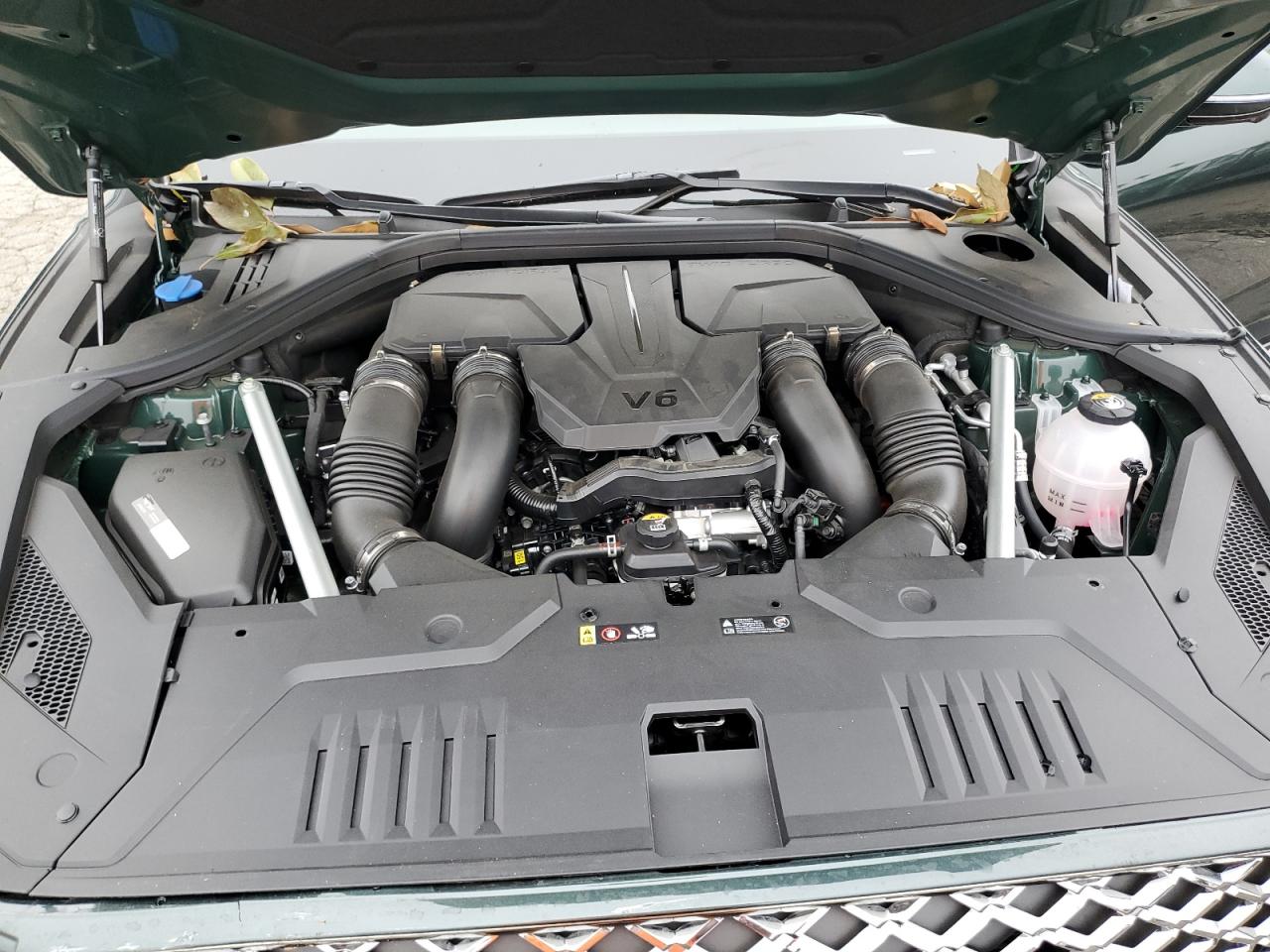 2023 GENESIS GV70 BASE VIN:KMUMCDTC5PU137831