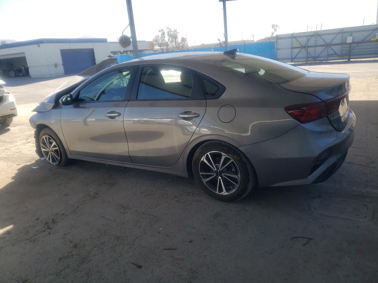 2023 KIA FORTE LX VIN:3KPF24AD2PE505553