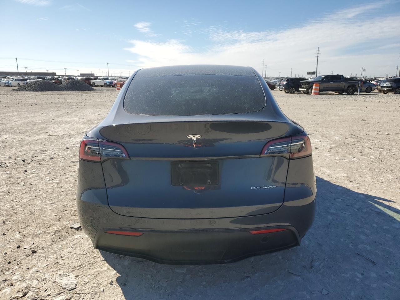 2023 TESLA MODEL Y  VIN:7SAYGDEE5PA100116
