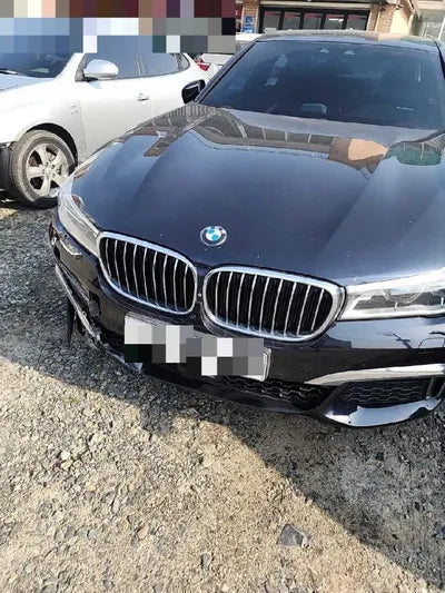 2018 BMW 740 VIN: