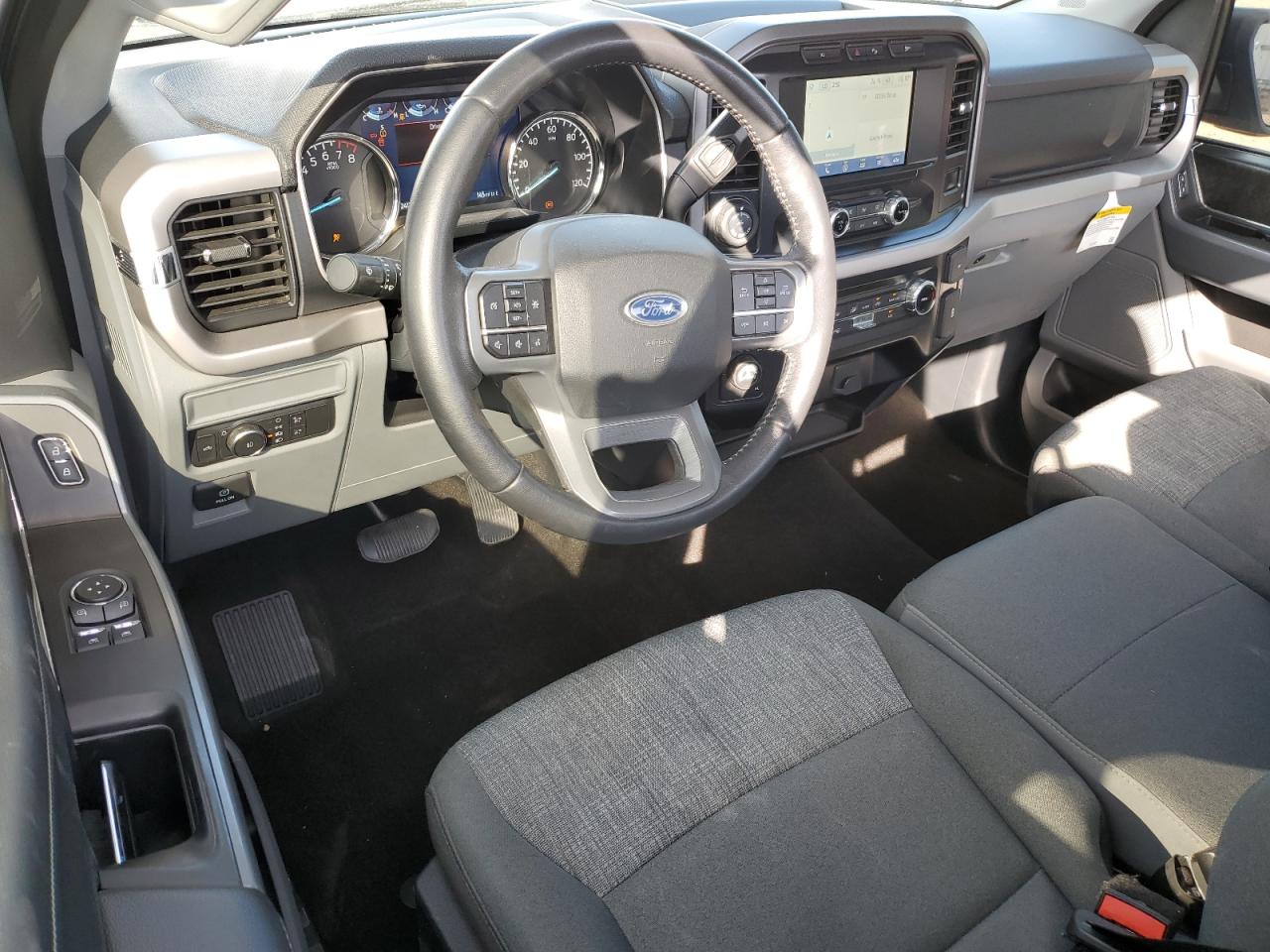 2022 FORD F150  VIN:1FTMF1E58NKE13404
