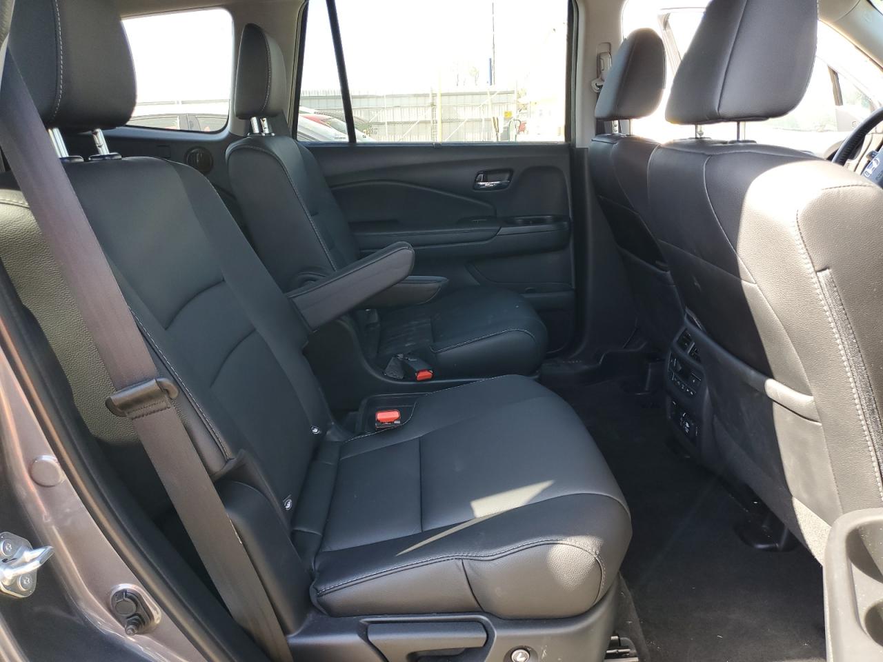 2022 HONDA PILOT TOURING VIN:5FNYF6H63NB003979