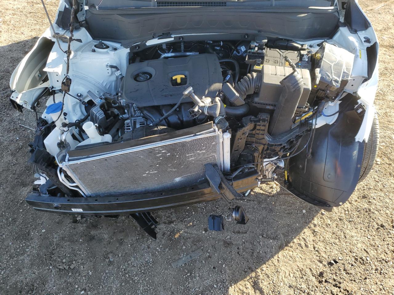 2024 KIA SELTOS EX VIN:KNDER2AA4R7663395