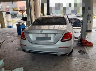 2018 Mercedes-Benz E 300 VIN: