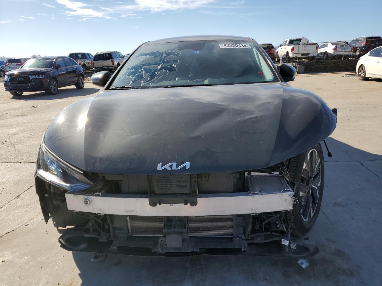 2022 KIA EV6 LIGHT VIN:KNDC34LA7N5059718