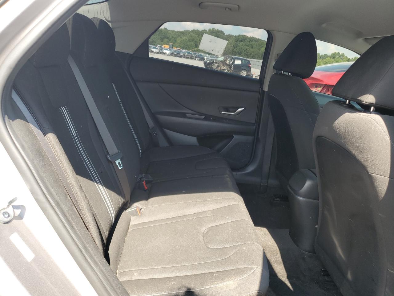 2023 HYUNDAI ELANTRA SEL VIN:KMHLM4AG2PU469657