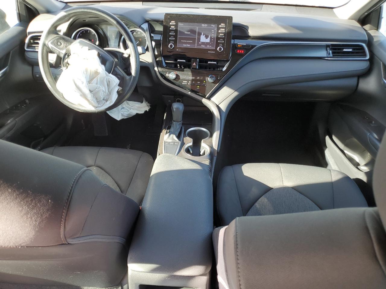 2022 TOYOTA CAMRY LE VIN:4T1C11AK8NU671847