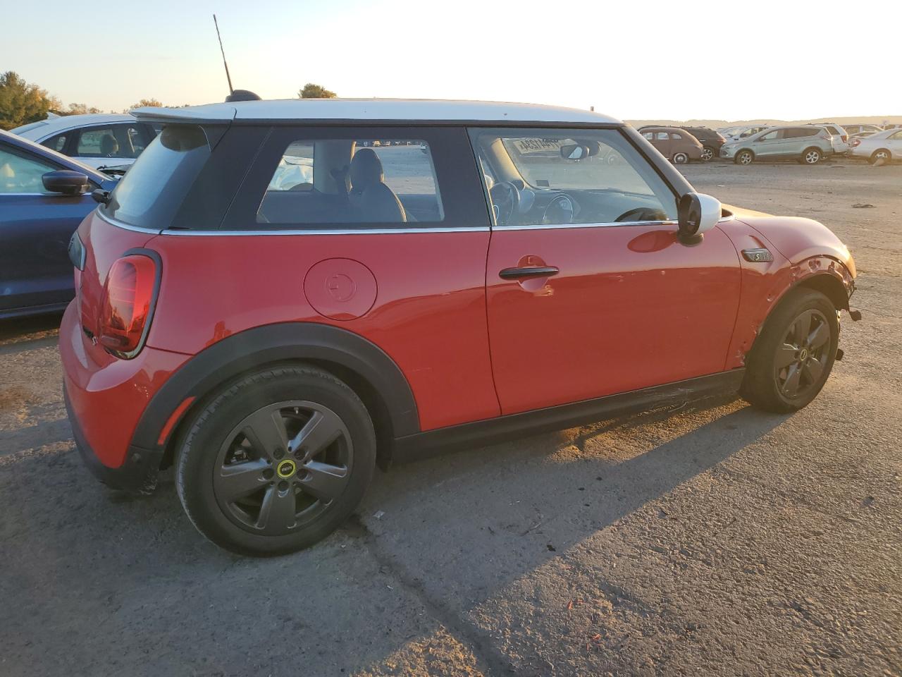 2023 MINI COOPER SE VIN:WMW13DJ03P2U22468