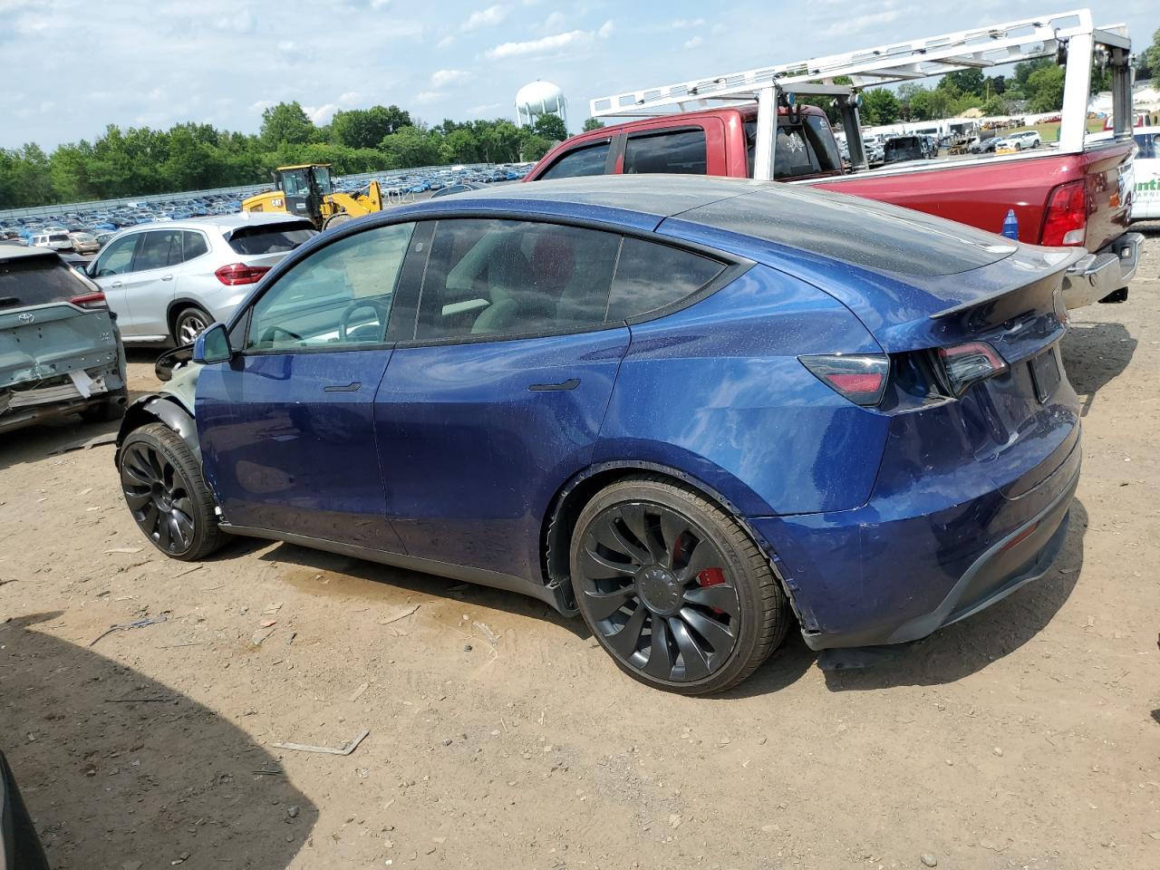 2022 TESLA MODEL Y  VIN:7SAYGDEF7NF464451