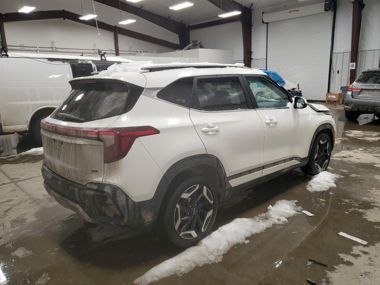 2024 KIA SELTOS SX VIN:KNDETCA73R7509482