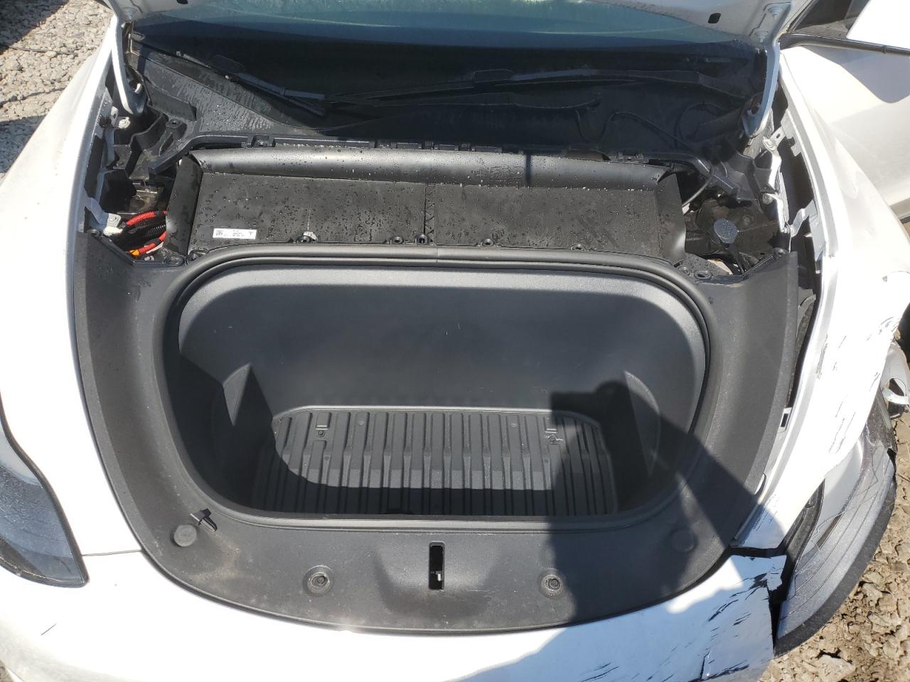 2023 TESLA MODEL Y  VIN:7SAYGDEE5PF691745