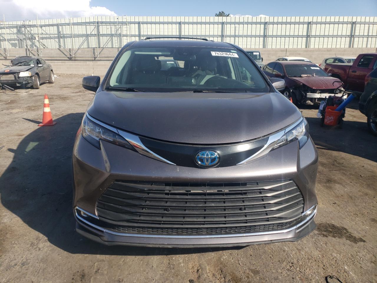 2022 TOYOTA SIENNA XLE VIN:5TDYRKEC6NS087673