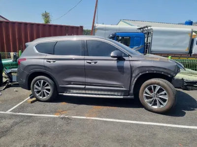 2019 Hyundai Santa FE KMHS281BBKU186705 VIN:KMHS281BBKU186705