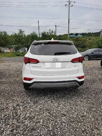 2017 Hyundai Santa FE VIN: