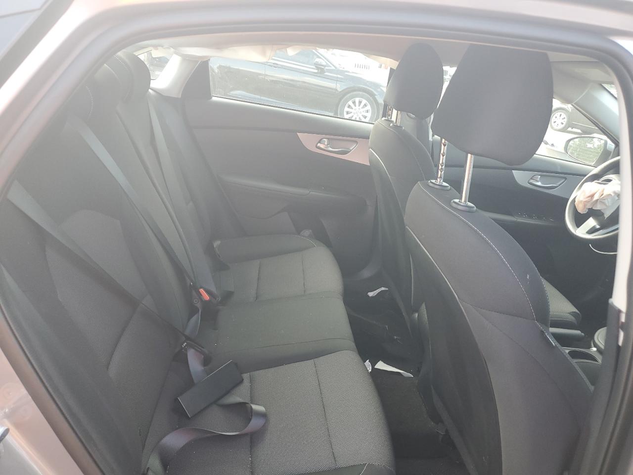 2024 KIA FORTE LX VIN:3KPF24ADXRE727504