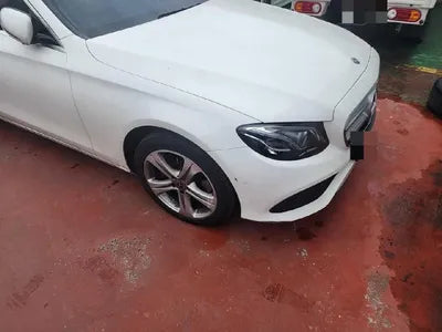 2018 Mercedes-Benz E 220 WDDZF0EB2JA428332 VIN:WDDZF0EB2JA428332