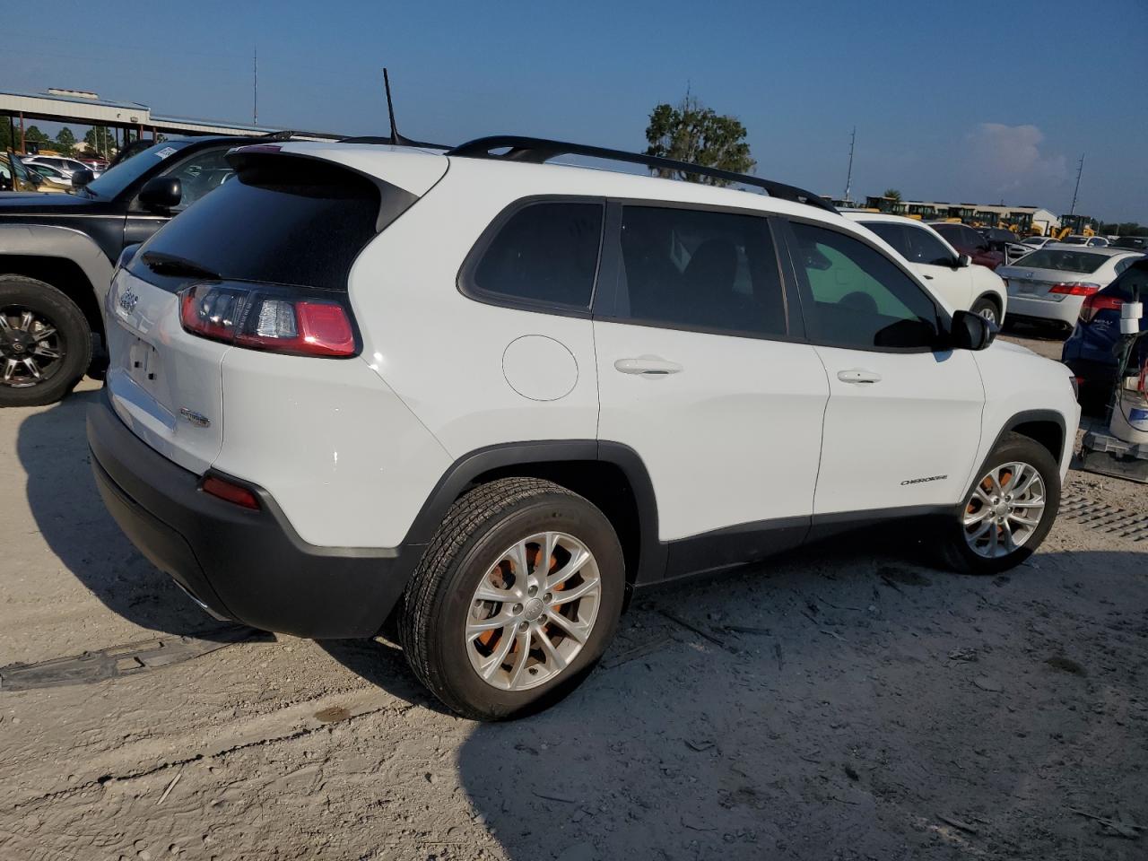 2022 JEEP CHEROKEE LATITUDE LUX VIN:1C4PJLMX7ND547836