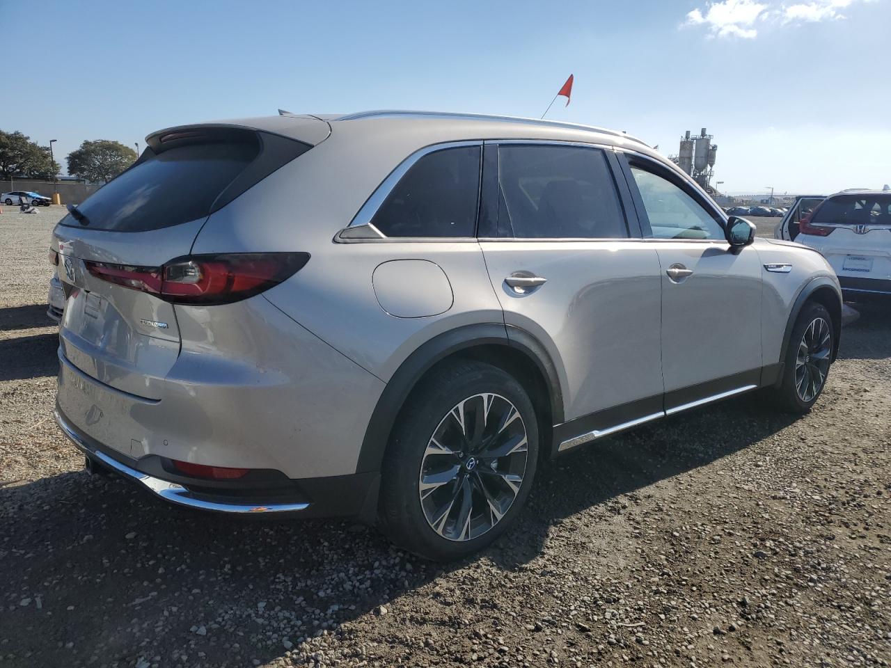 2024 MAZDA CX-90 PREMIUM PLUS VIN:JM3KKEHA8R1154323