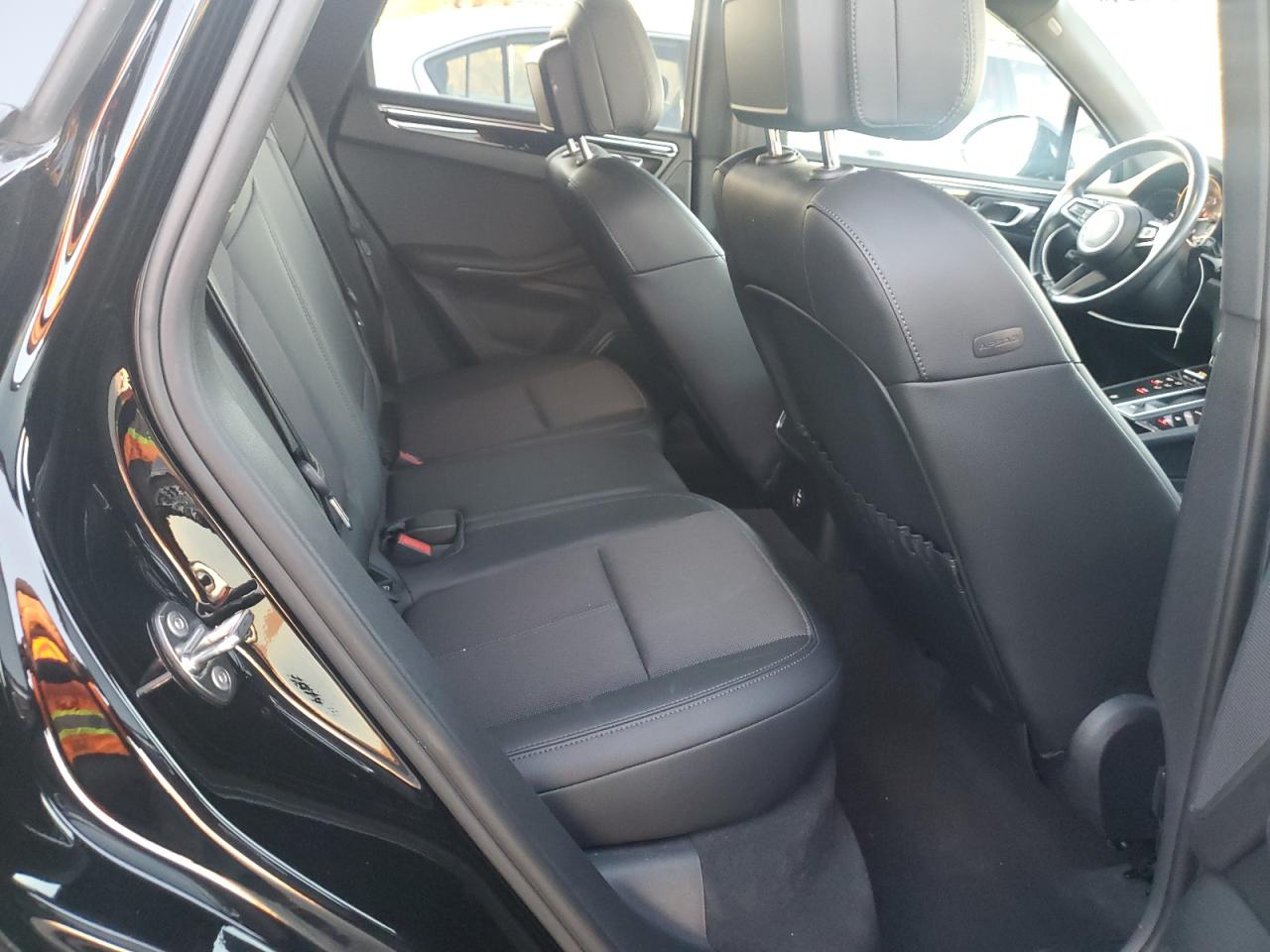 2023 PORSCHE MACAN BASE VIN:WP1AA2A54PLB10676