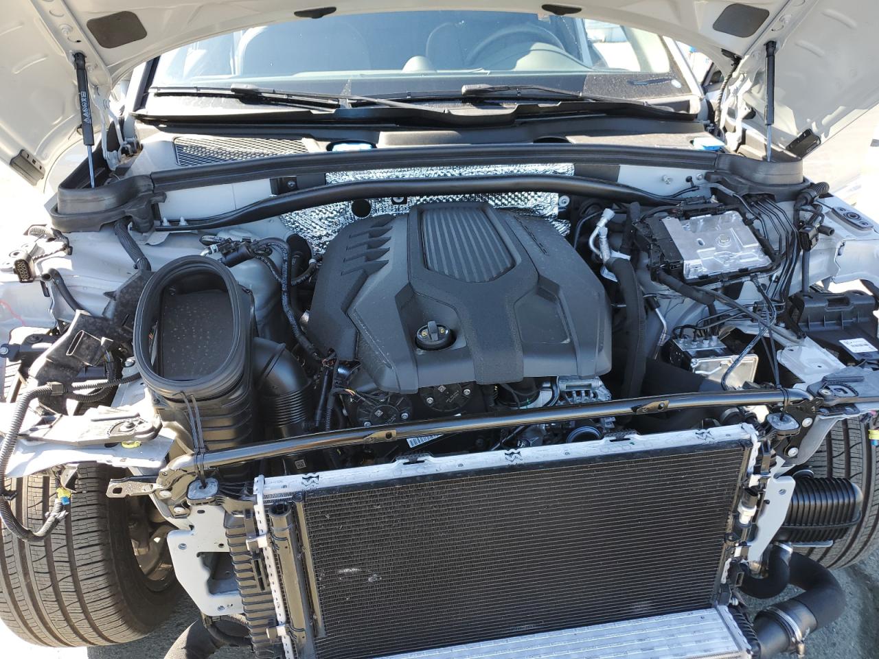 2024 PORSCHE MACAN BASE VIN:WP1AA2A53RLB08520