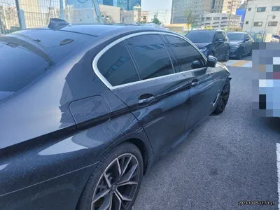 2020 BMW 530 VIN:
