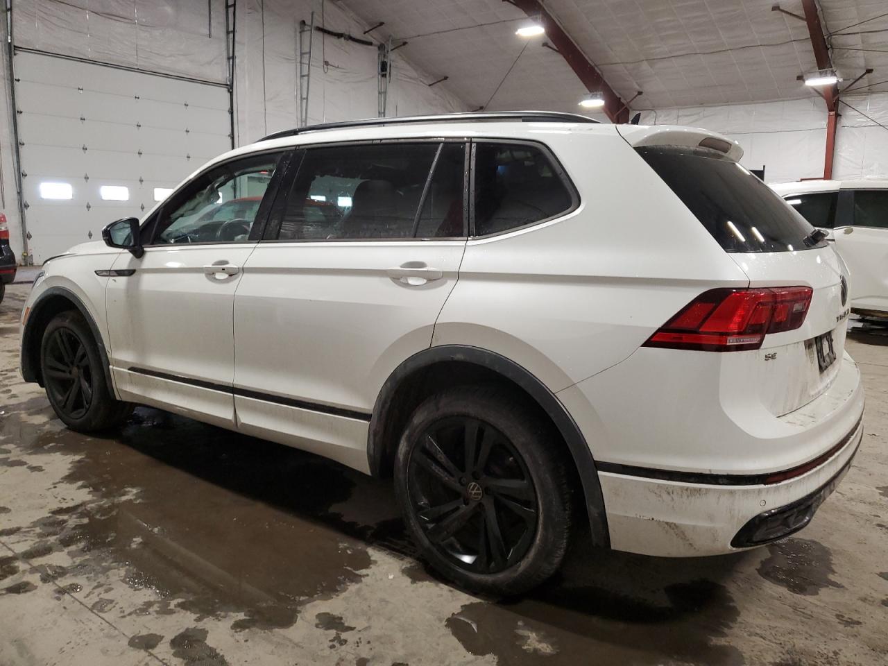 2023 VOLKSWAGEN TIGUAN SE R-LINE BLACK VIN:3VV8B7AX4PM135217