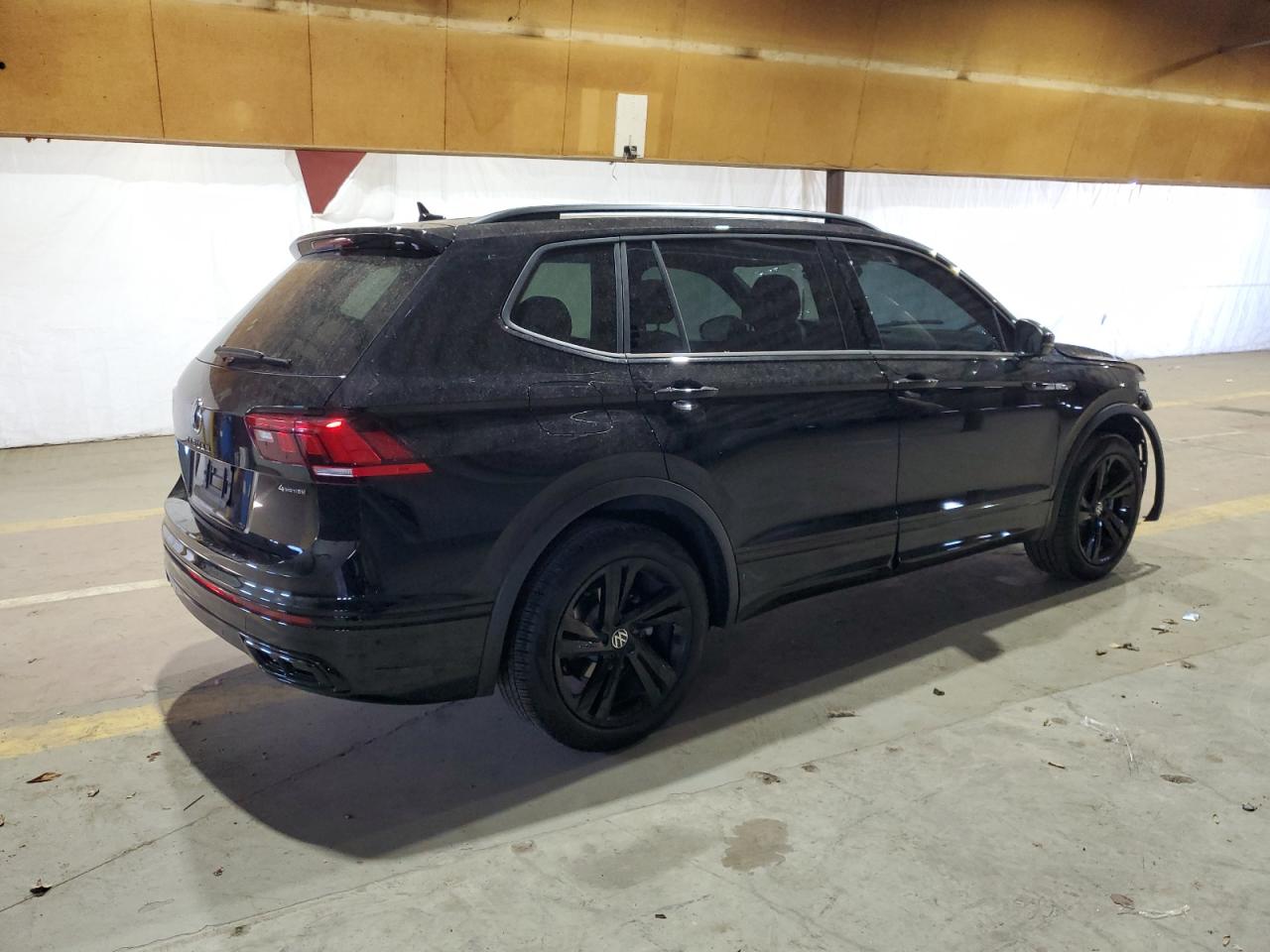 2024 VOLKSWAGEN TIGUAN SE R-LINE BLACK VIN:3VV8B7AX0RM103979