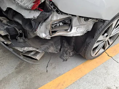 2015 Mercedes-Benz CLA 200 WDDSJ0CB5FN241931 VIN:WDDSJ0CB5FN241931