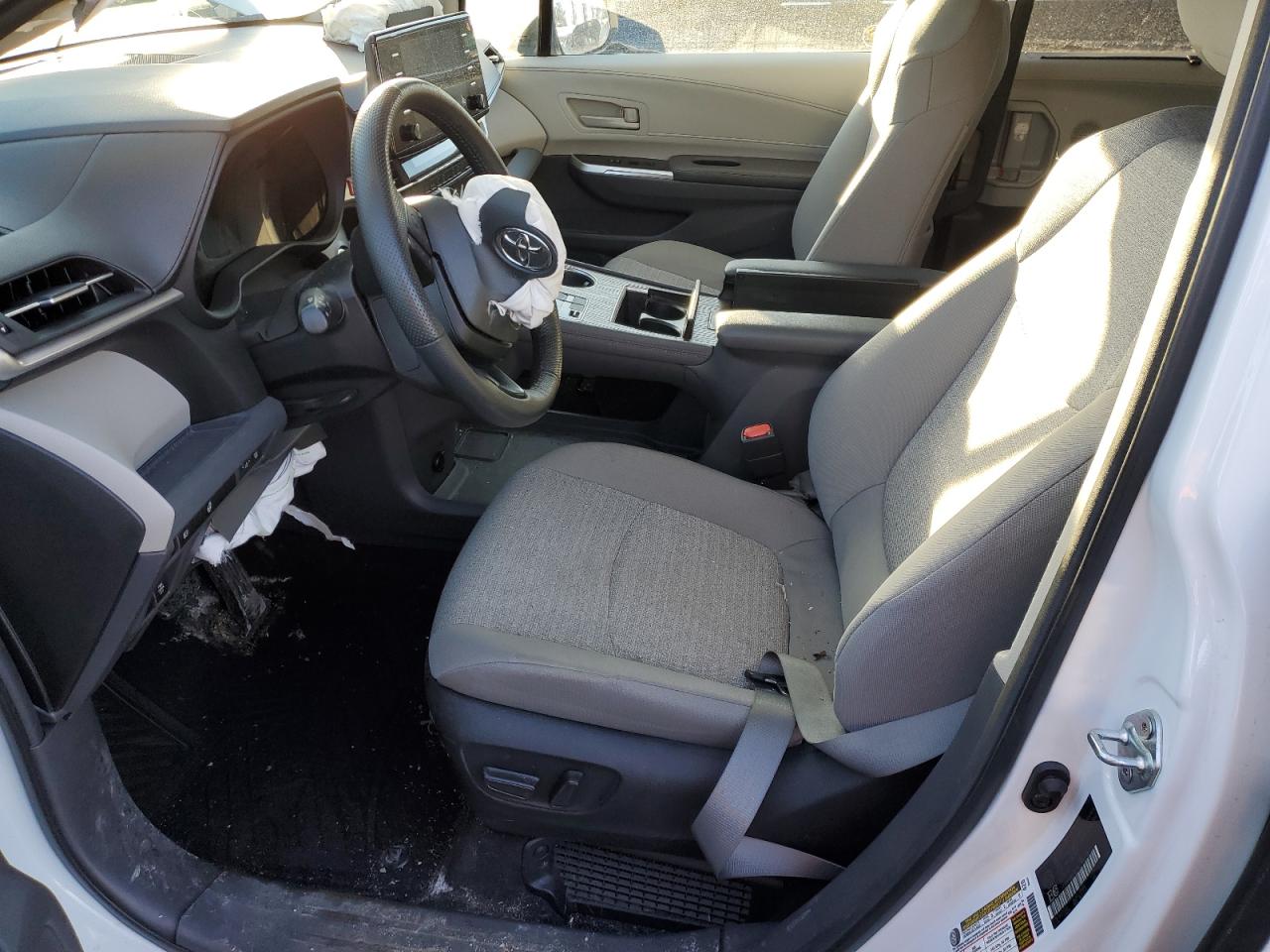 2024 TOYOTA SIENNA LE VIN:5TDGSKFC4RS112719