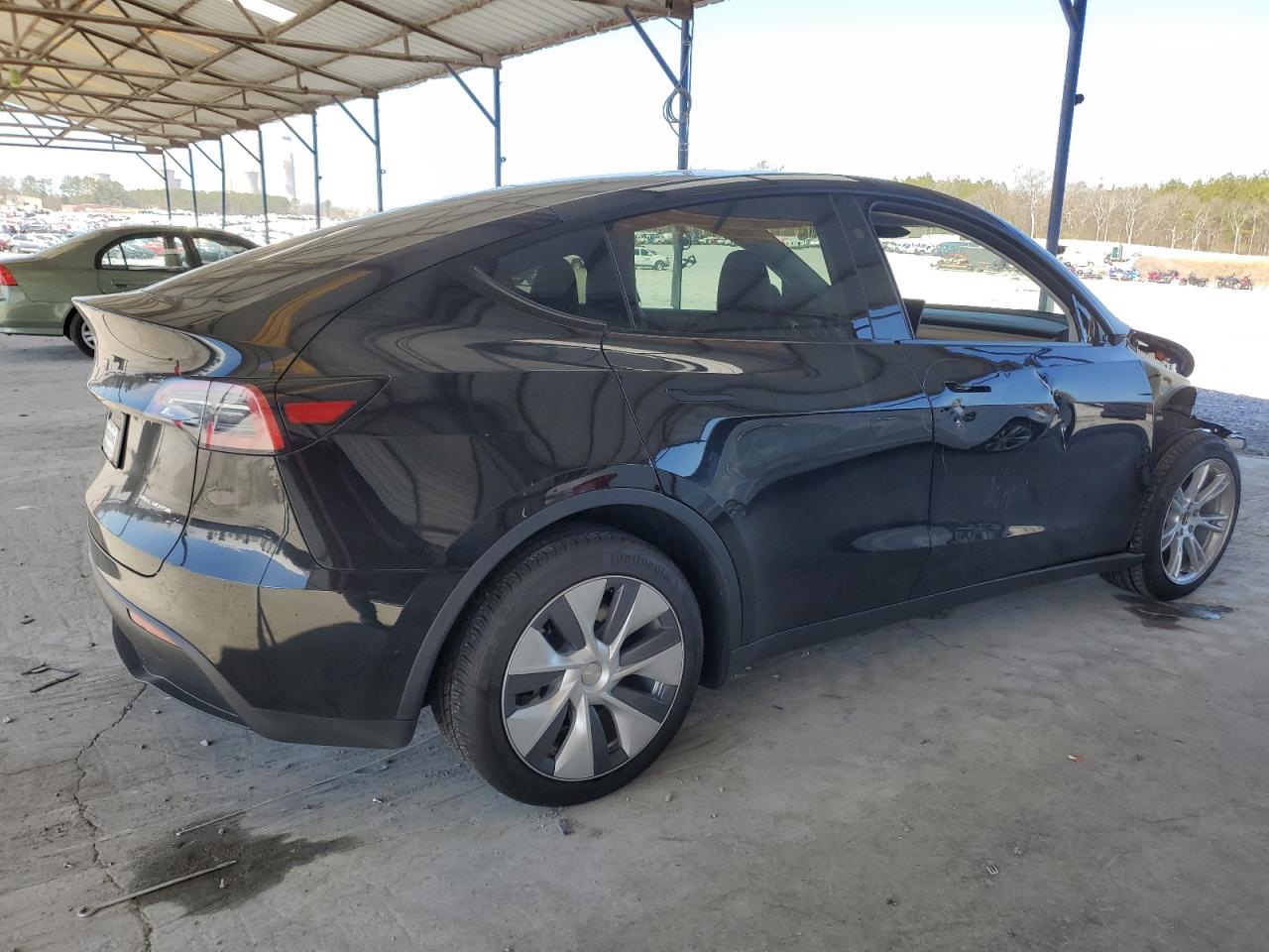2024 TESLA MODEL Y  VIN:7SAYGDEE3RF983588