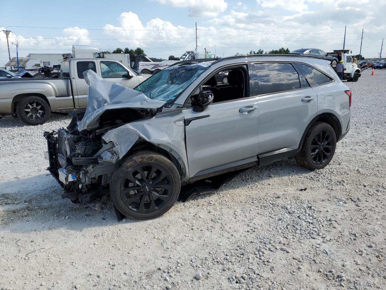 2022 KIA SORENTO SX VIN:5XYRK4LF2NG125723