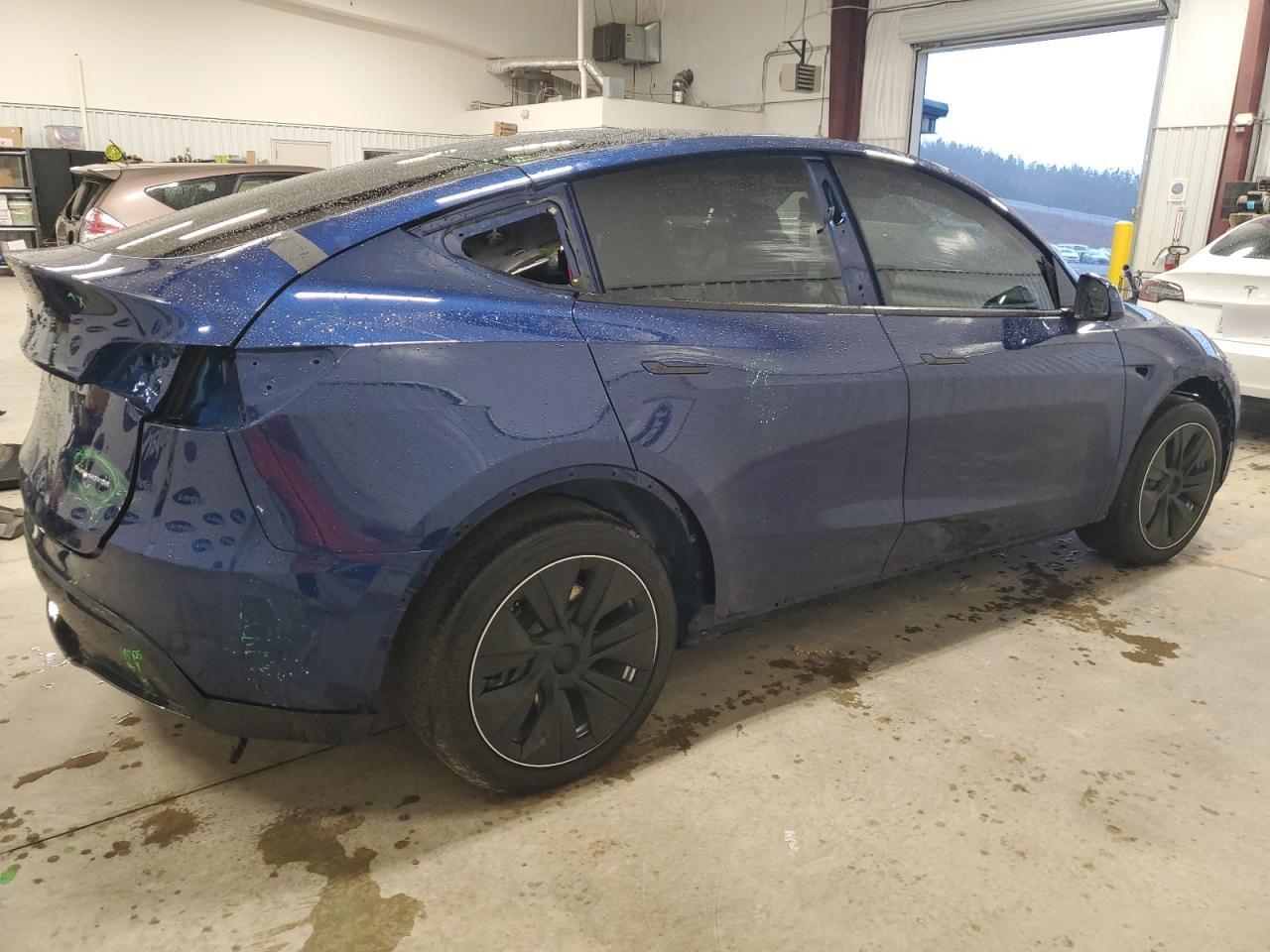 2023 TESLA MODEL Y  VIN:7SAYGDEE3PF706534