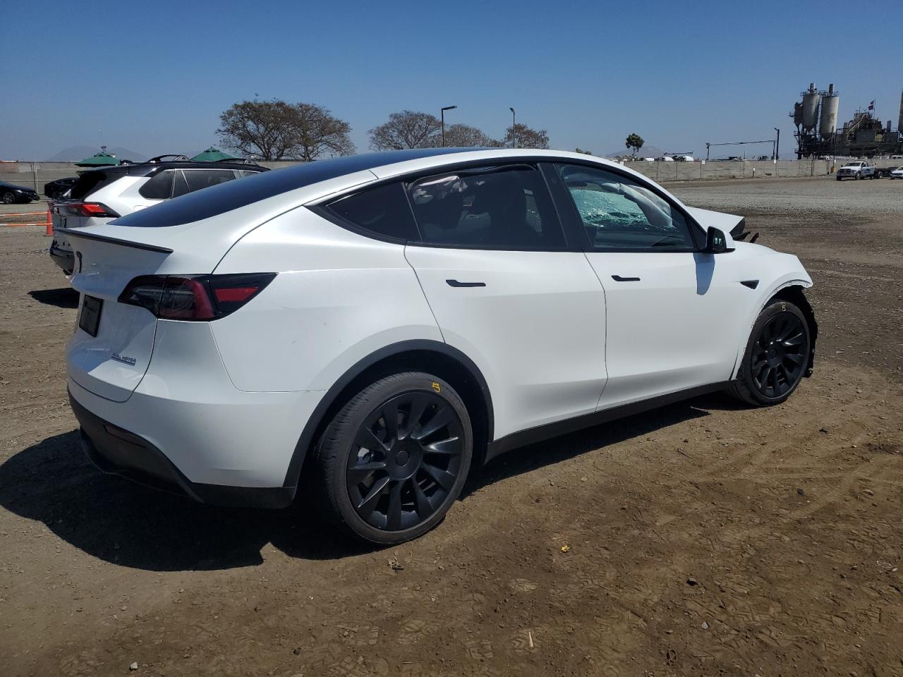 2023 TESLA MODEL Y  VIN:7SAYGDEE7PA127026