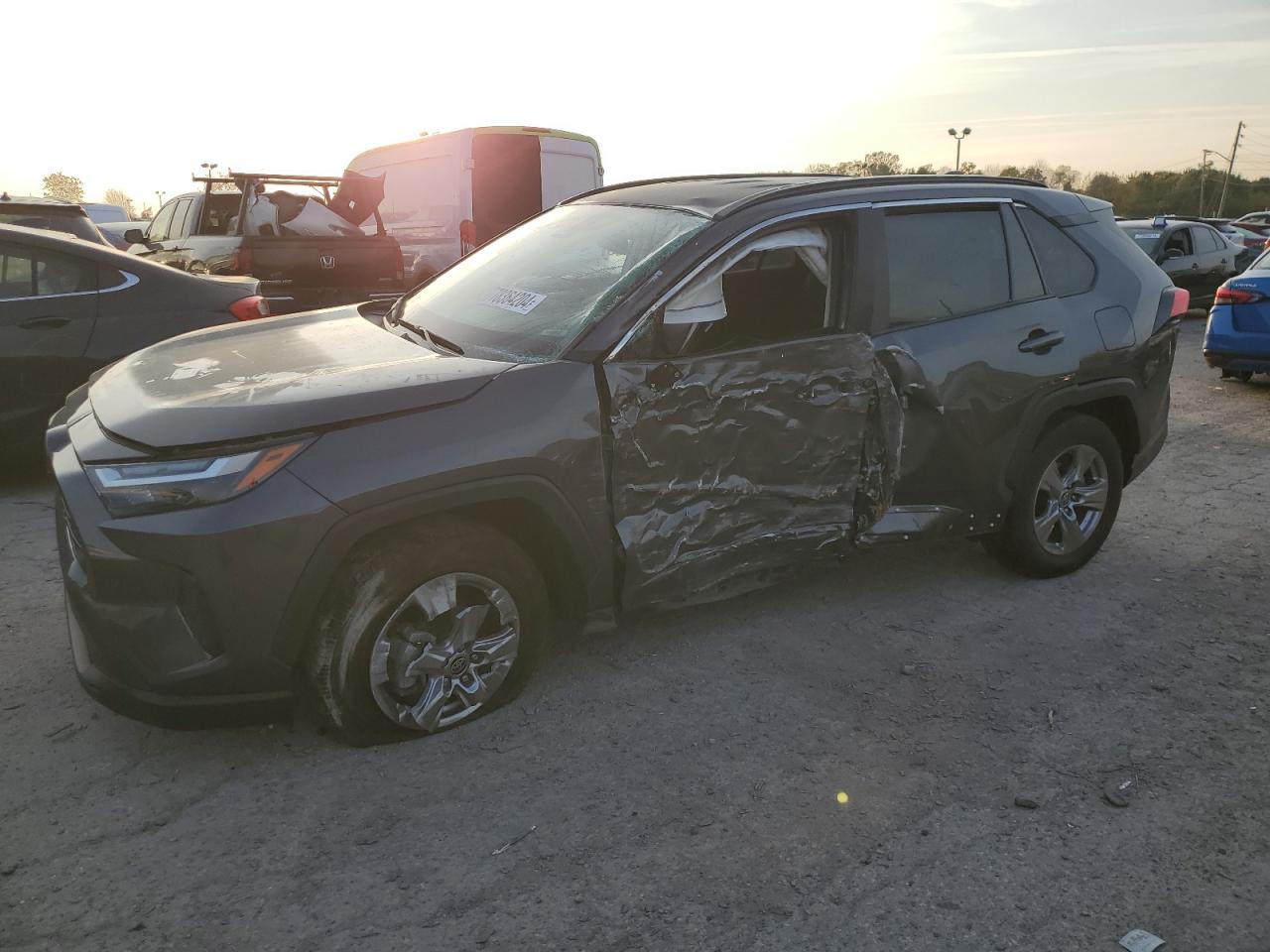 2023 TOYOTA RAV4 XLE VIN:2T3P1RFV6PC327853