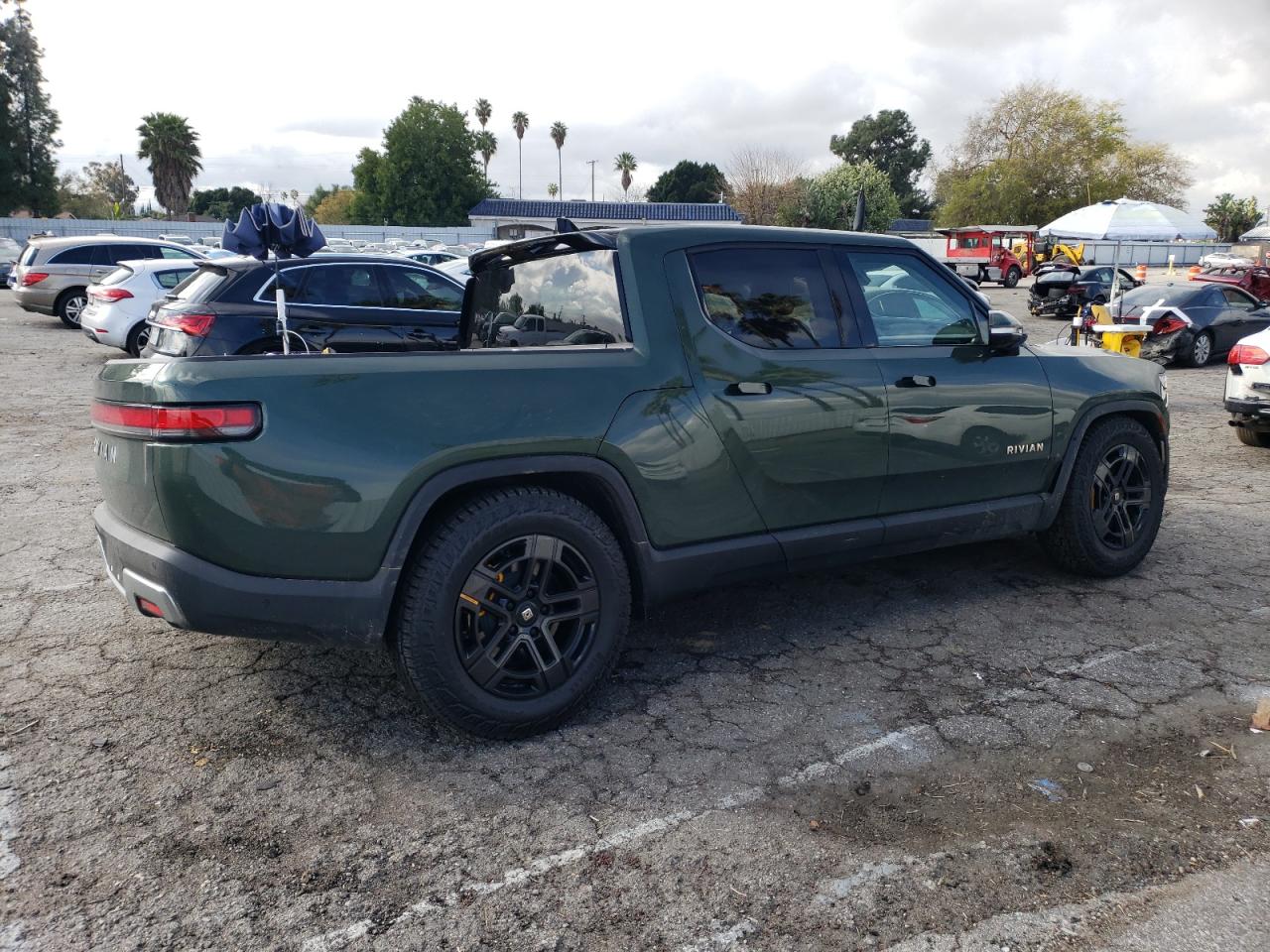 2023 RIVIAN R1T ADVENTURE VIN:7FCTGAAA2PN023860