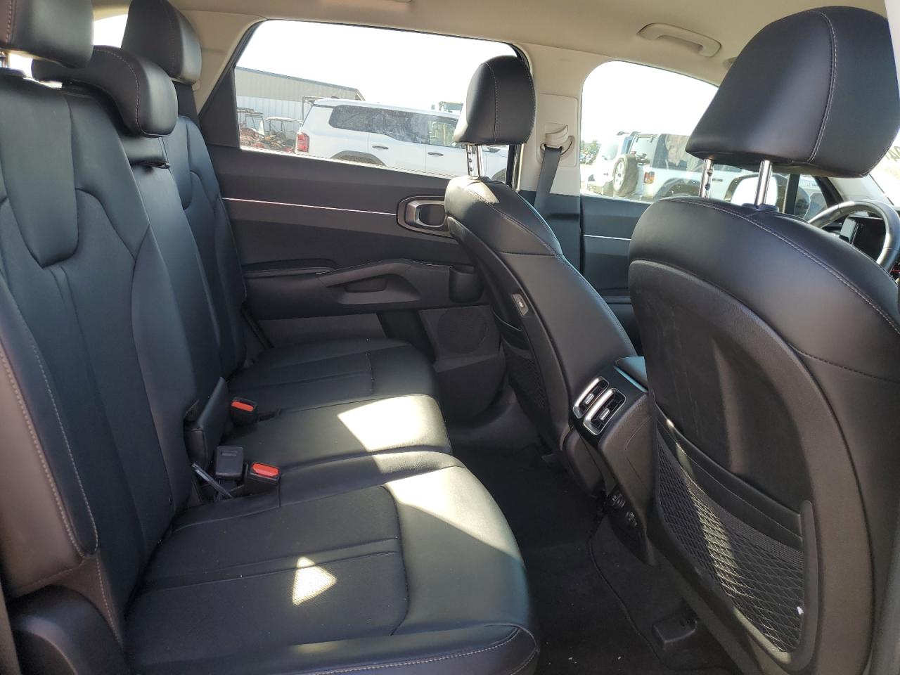 2022 KIA SORENTO S VIN:5XYRL4LC5NG109163