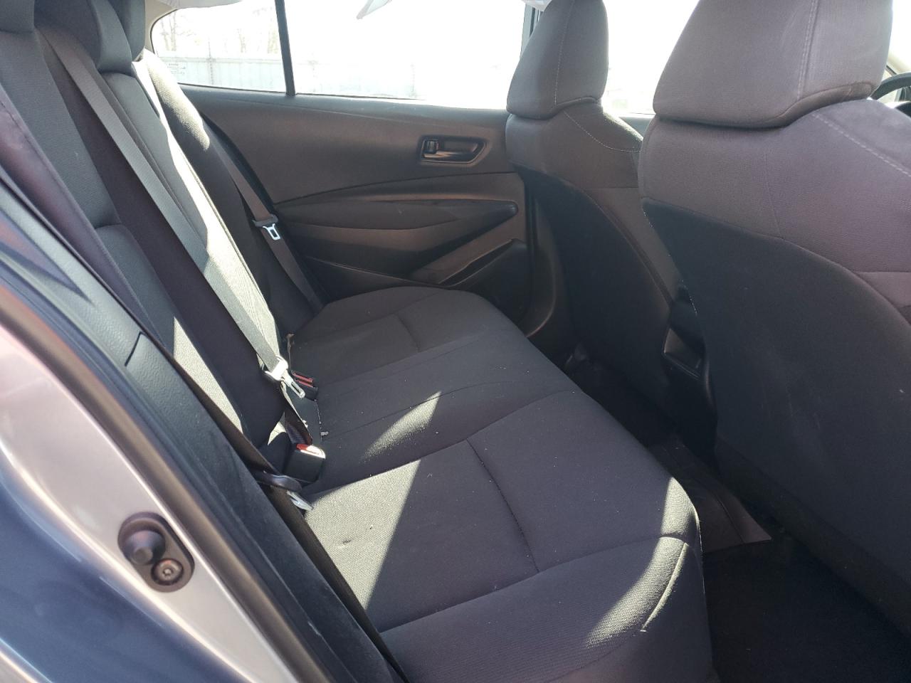 2022 TOYOTA COROLLA LE VIN:5YFEPMAE9NP283272