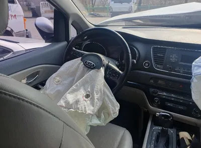 2015 Kia Carnival VIN:
