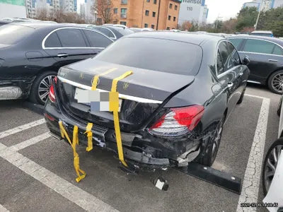 2017 Mercedes-Benz E 300 WDDZF4JB7JA323282 VIN:WDDZF4JB7JA323282