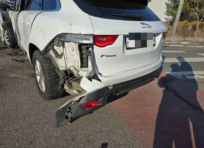 2017 Jaguar F-Pace VIN: