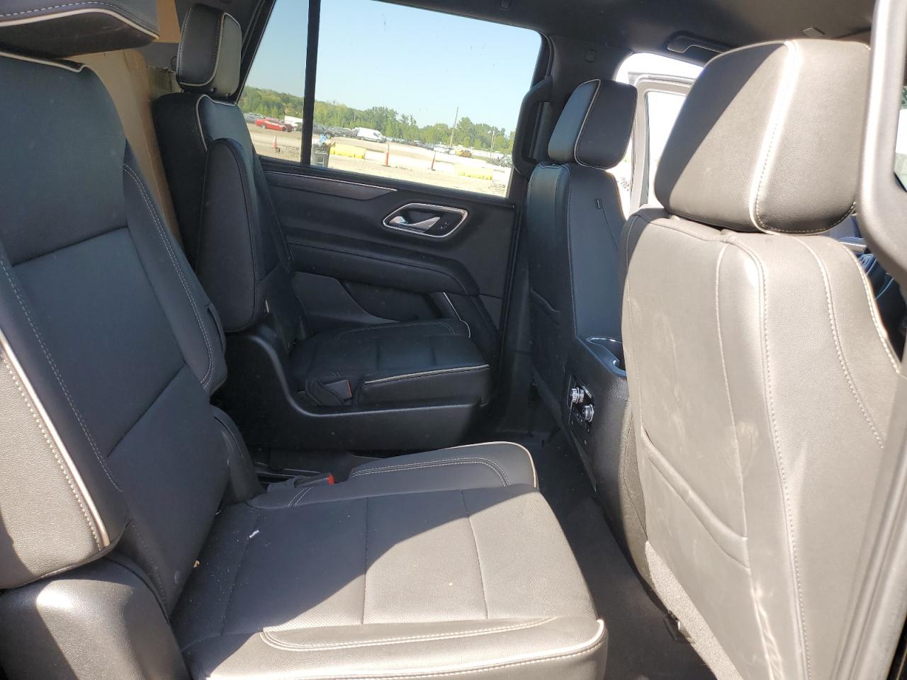 2022 GMC YUKON SLT VIN:1GKS2BKD6NR252986