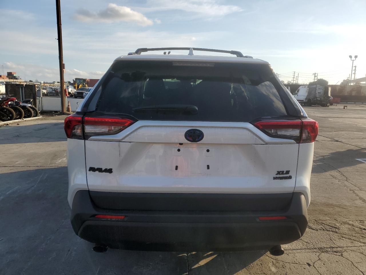 2024 TOYOTA RAV4 XLE PREMIUM VIN:4T3B6RFV1RU159603