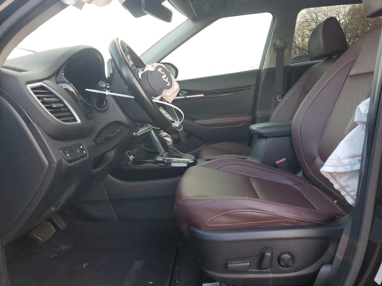 2022 KIA SELTOS SX VIN:KNDETCA27N7247786